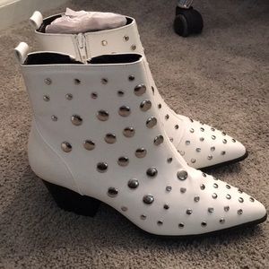 Qupid white studded boots